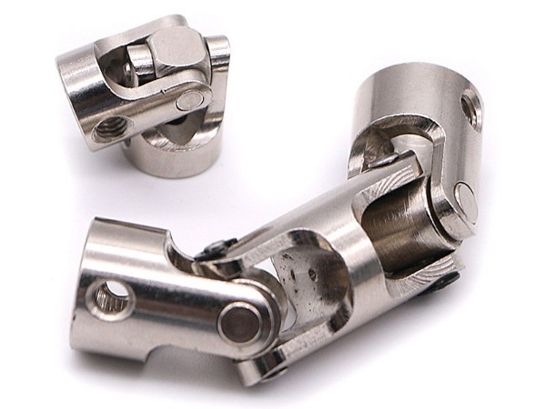 万向节金属转向器