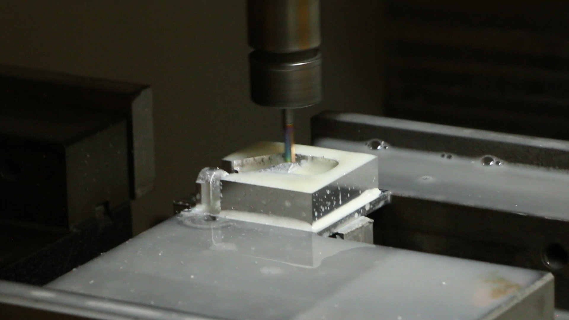 铝合金cnc加工切削液怎么样选择和保养-深圳维多利亚老品牌vic119