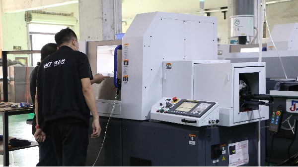 2024年维多利亚老品牌vic119CNC加工零件异常总结：如何降低色差异常？